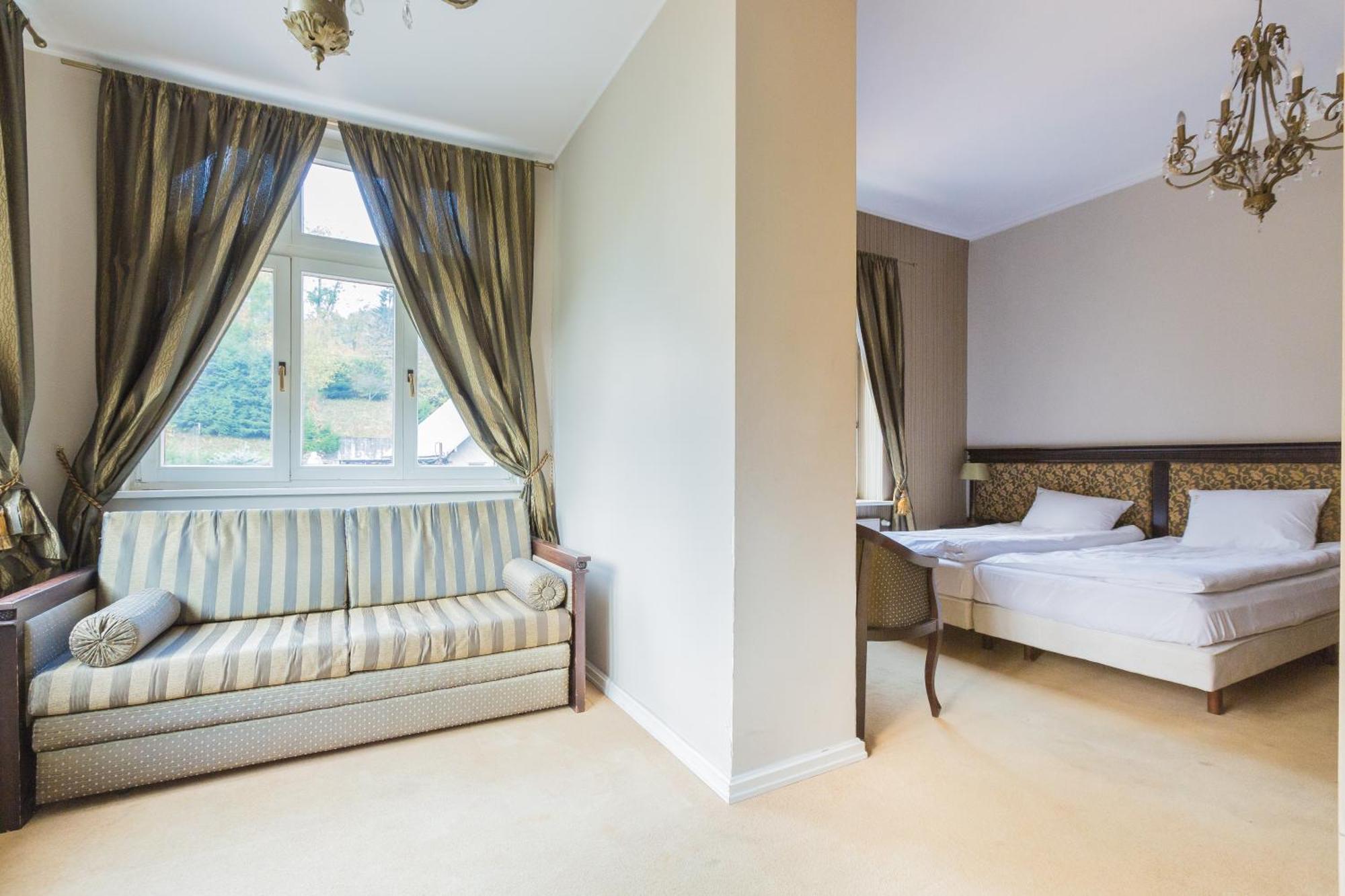 Hotel Fryderyk Duszniki Zdroj Ruang foto